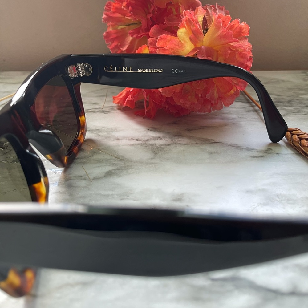 Sunglasses - Picture 4 of 8